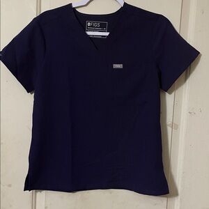 FIGS Technical Collection Deep Purple XS Scrub Top